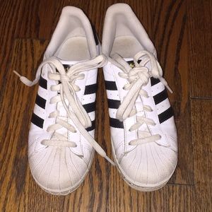 youth white adidas superstars